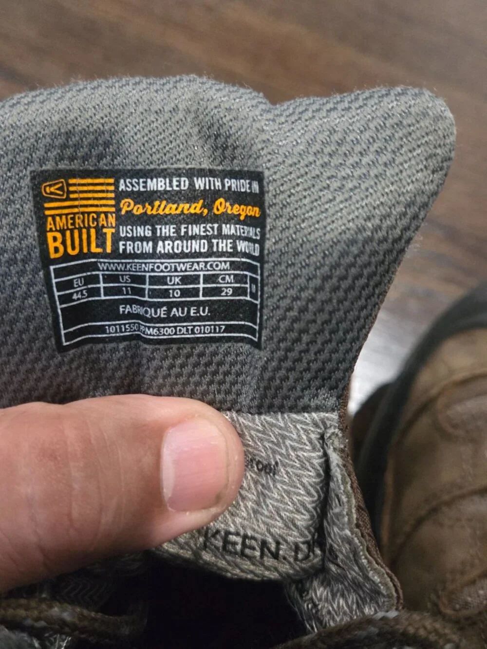 KEEN Durand Mid WP Men's Size 11 Waterproof Hiking Boots Brown